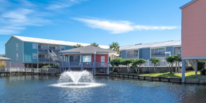 Villas On The Gulf L1- Ocean View Steps To Beach! เพนซาโคลาบีช ภายนอก รูปภาพ
